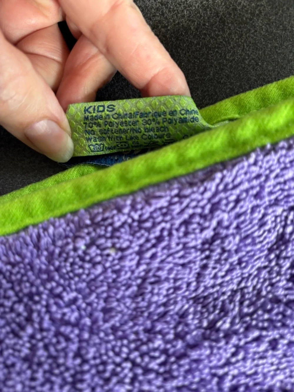 Norwex Kids Bath Towel W/ Baclock Super Soft Purple With Green Trim 47X27 Hook